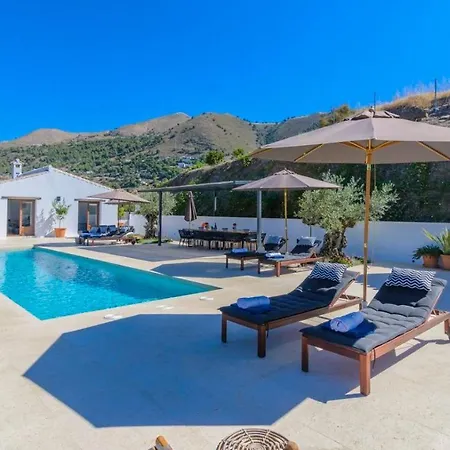 Villa El Frontin By Ruralidays